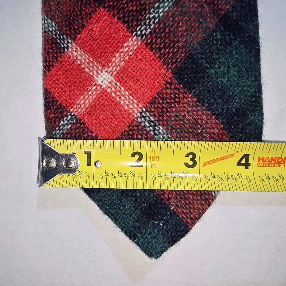 Amazing VINTAGE Towncraft DESIGNERS ORIGINALS JCPenney Imported Wool Men's‎ Tie